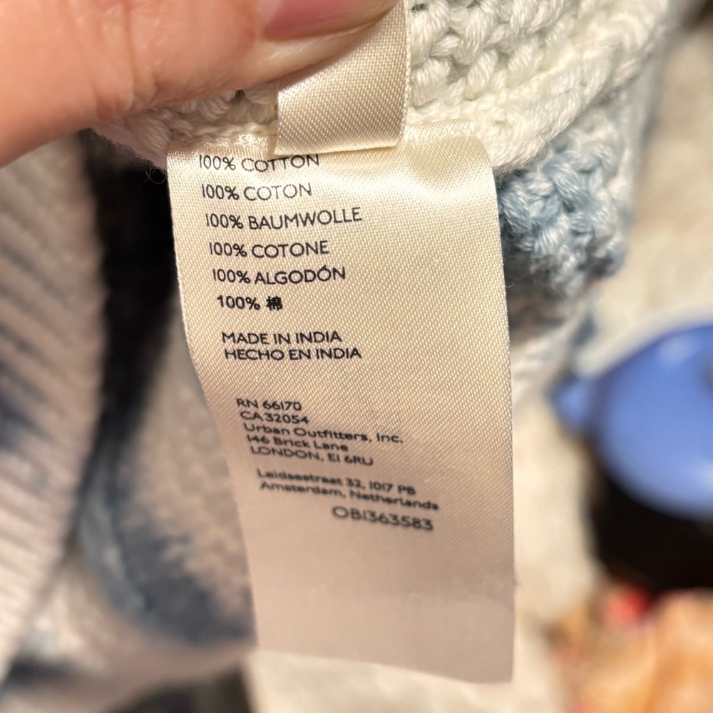 NWT Anthropologie Pilcro Blue White Floral Embroidered Cable Knit Sweater M - Picture 9 of 9